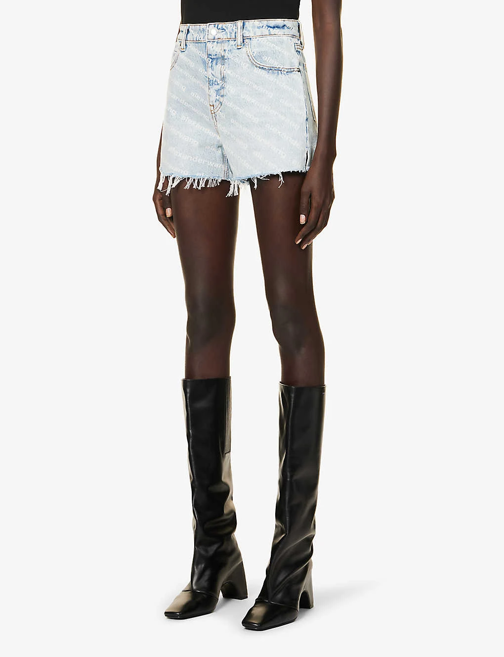ALEXANDER WANG Logo-print Raw-hem Denim Shorts - Image 3